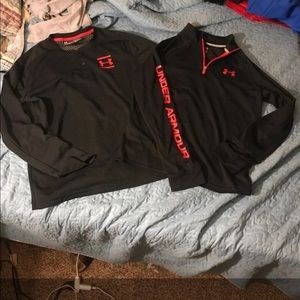 2 under Armour long sleeve tops